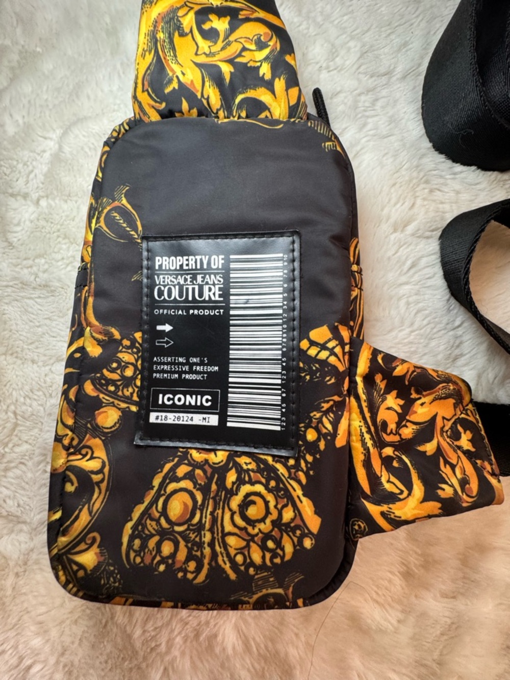 Versace Jeans Collection Black and Gold Logo Belt Bag - Picture 5 of 10
